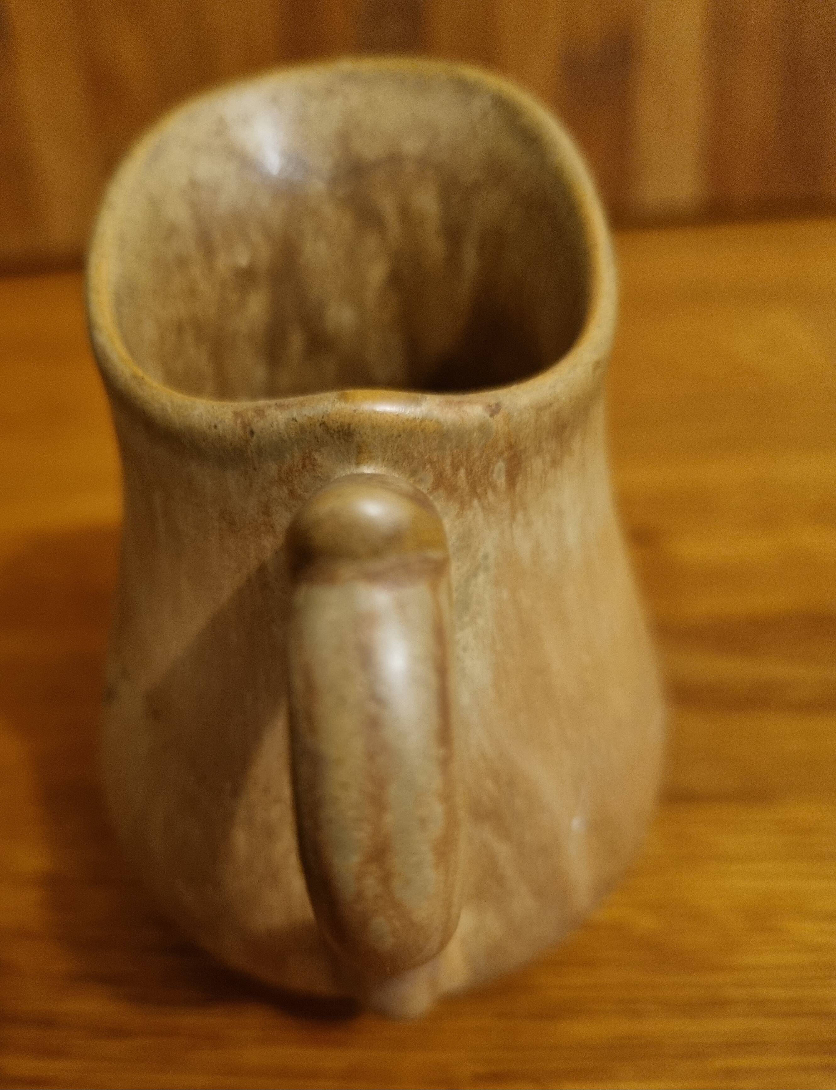 Petit crémier / pot à lait en grès Rhodaceram