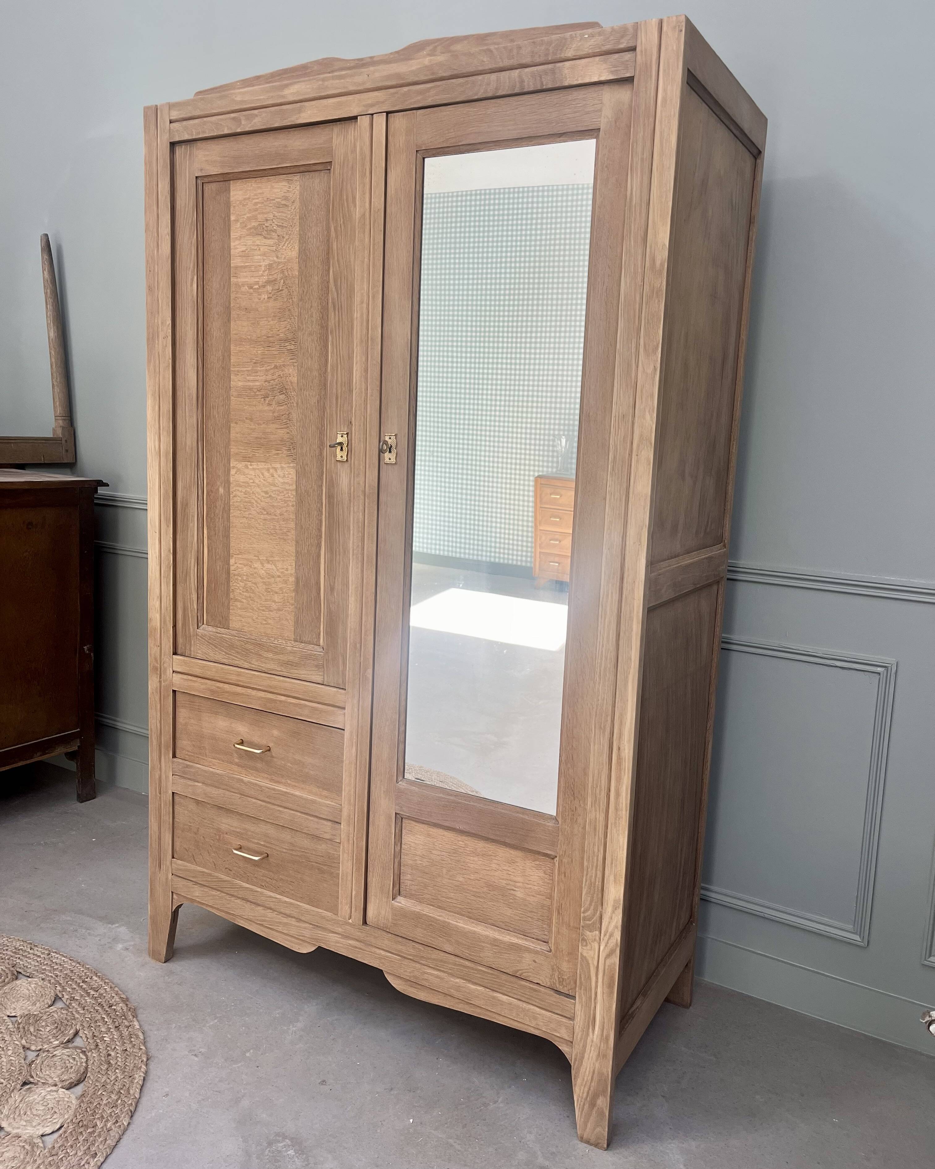 Wardrobe with two doors and mirror (renovated)