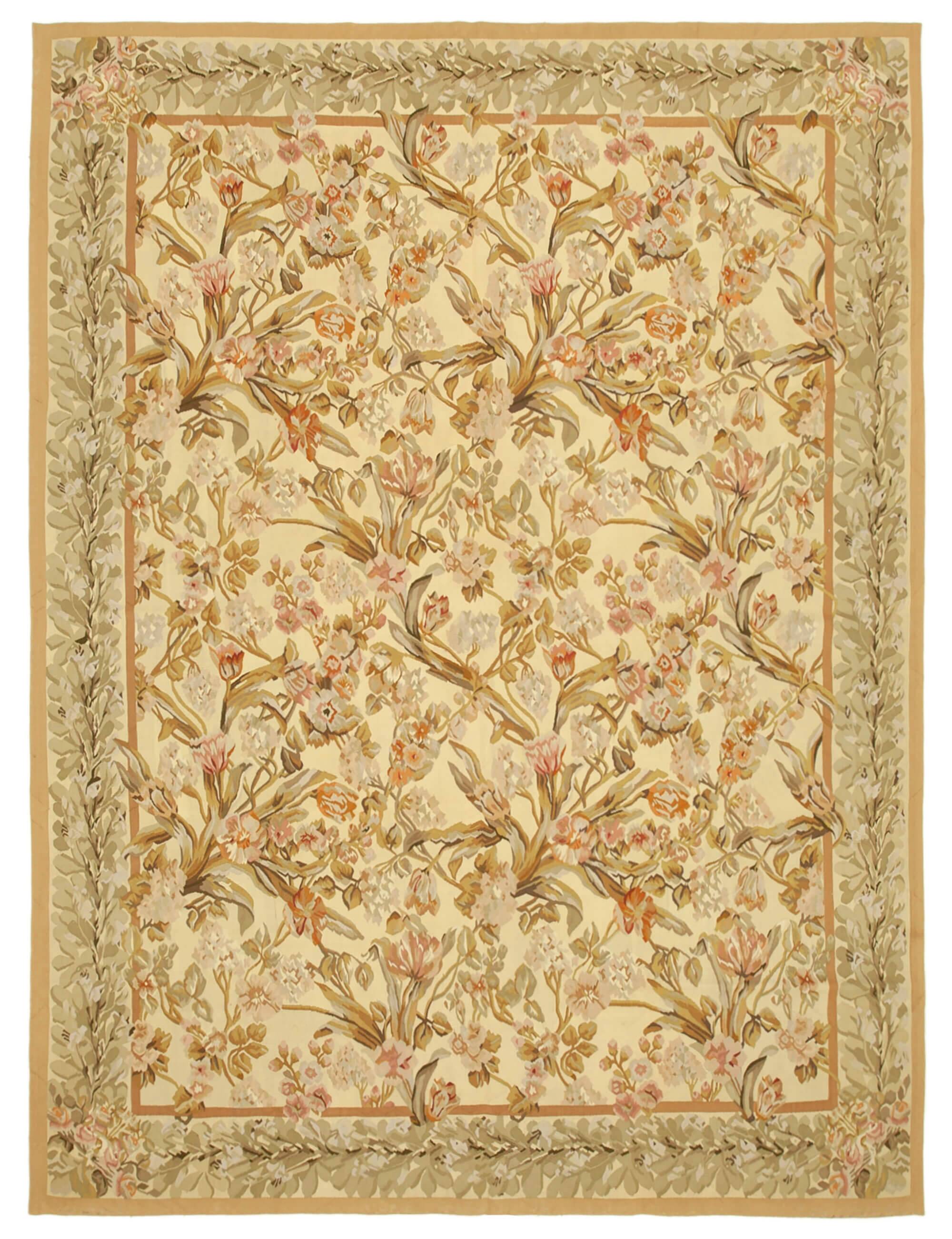 Handmade European Vintage Aubusson Kilim 268 cm x 366 cm