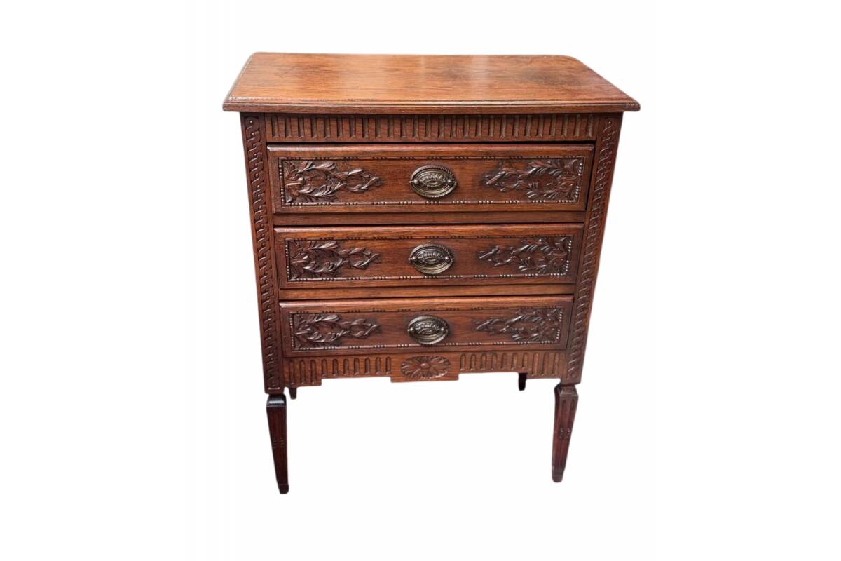 Petite commode, France, vers 1930.