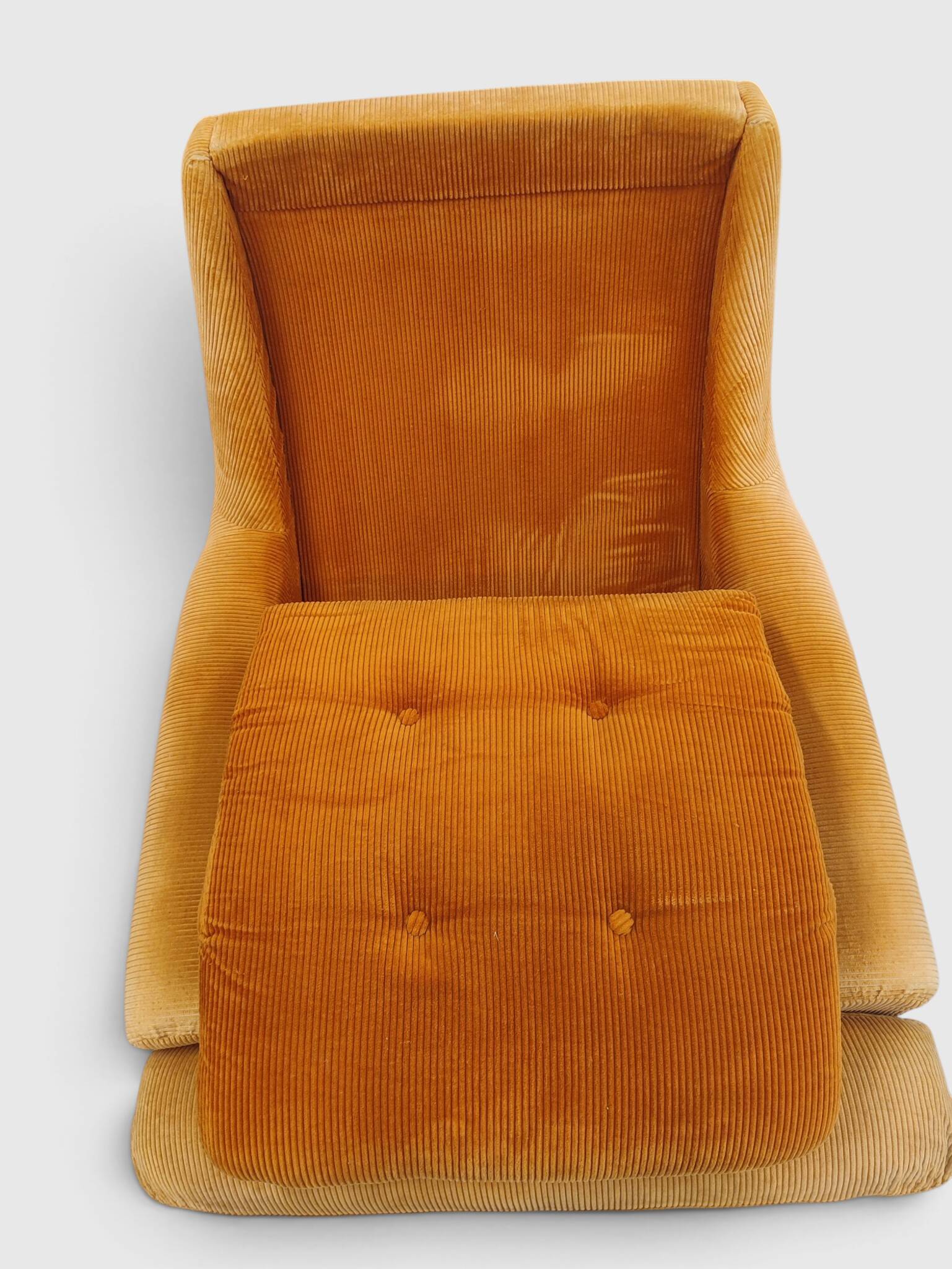 Fauteuil lounge velours côtelé "Gamba S.A. Paris" – Teinte Pêche / Abricot