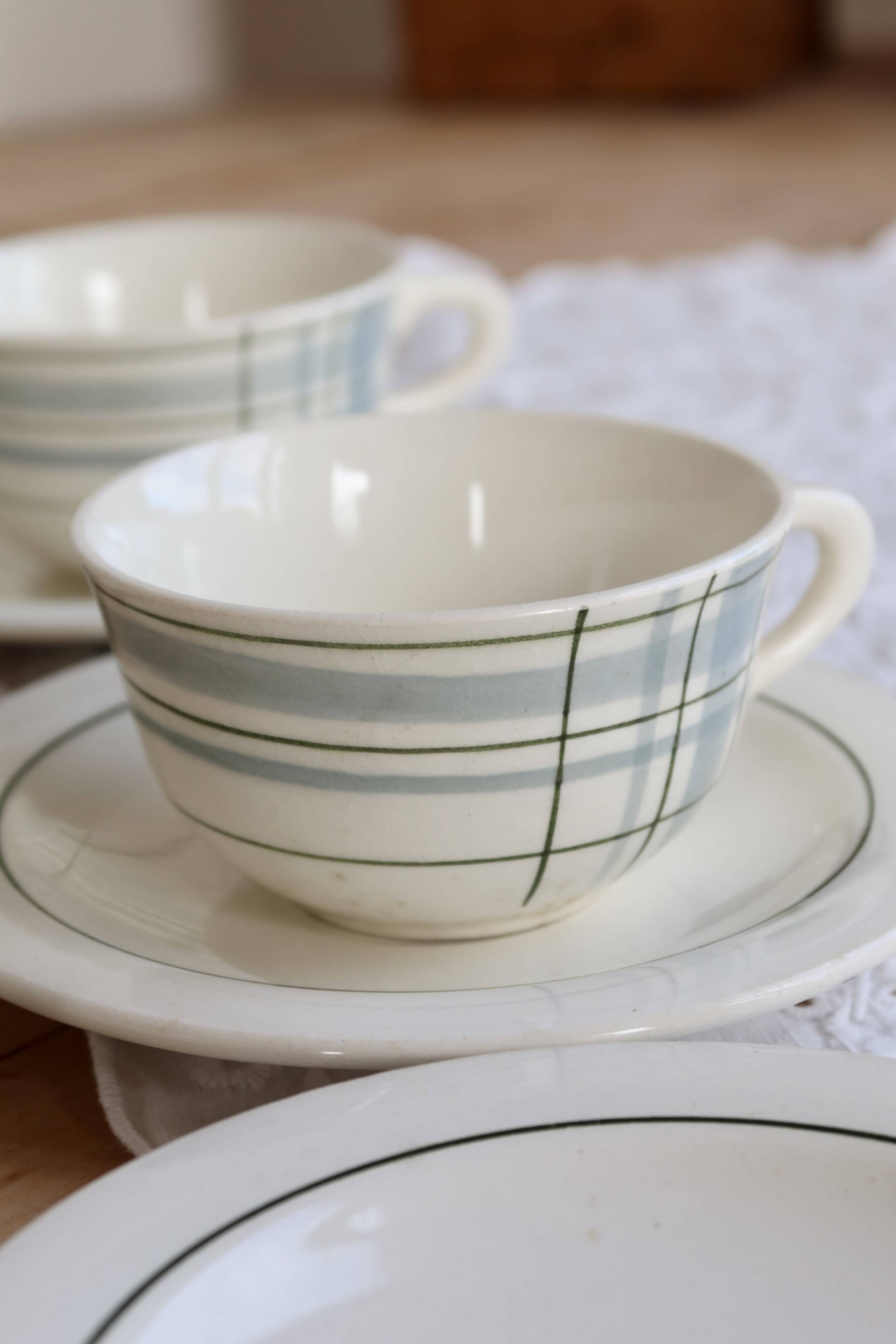 Vintage ceramic coffee cups Salins geometric design