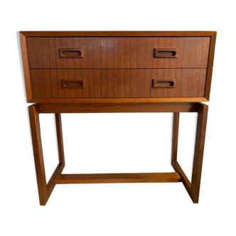 Scandinavian chest of drawers
