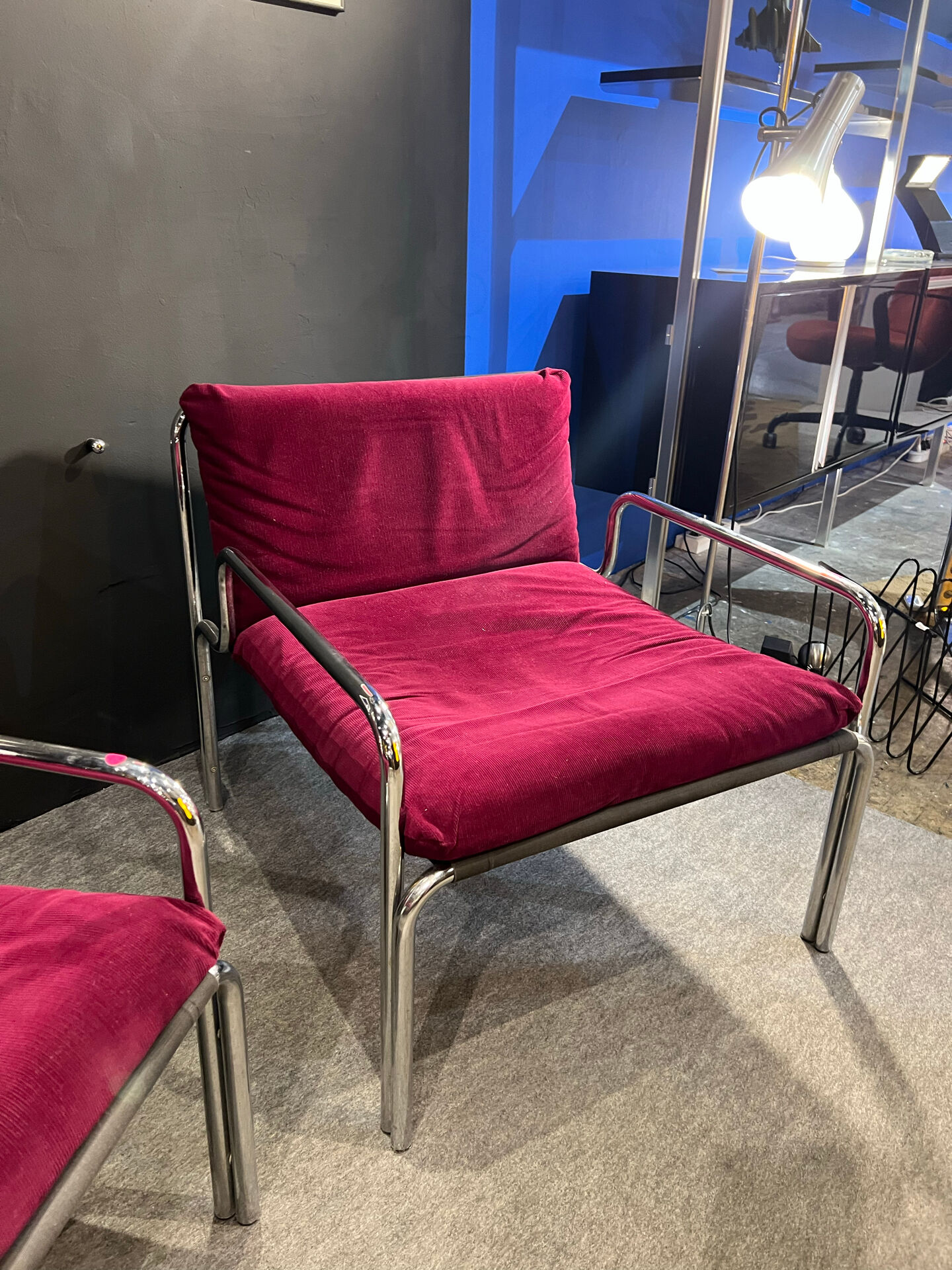 armchairs win ypma