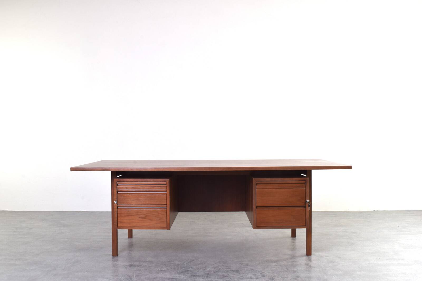 Mid-Century Large American Walnut Executive Desk