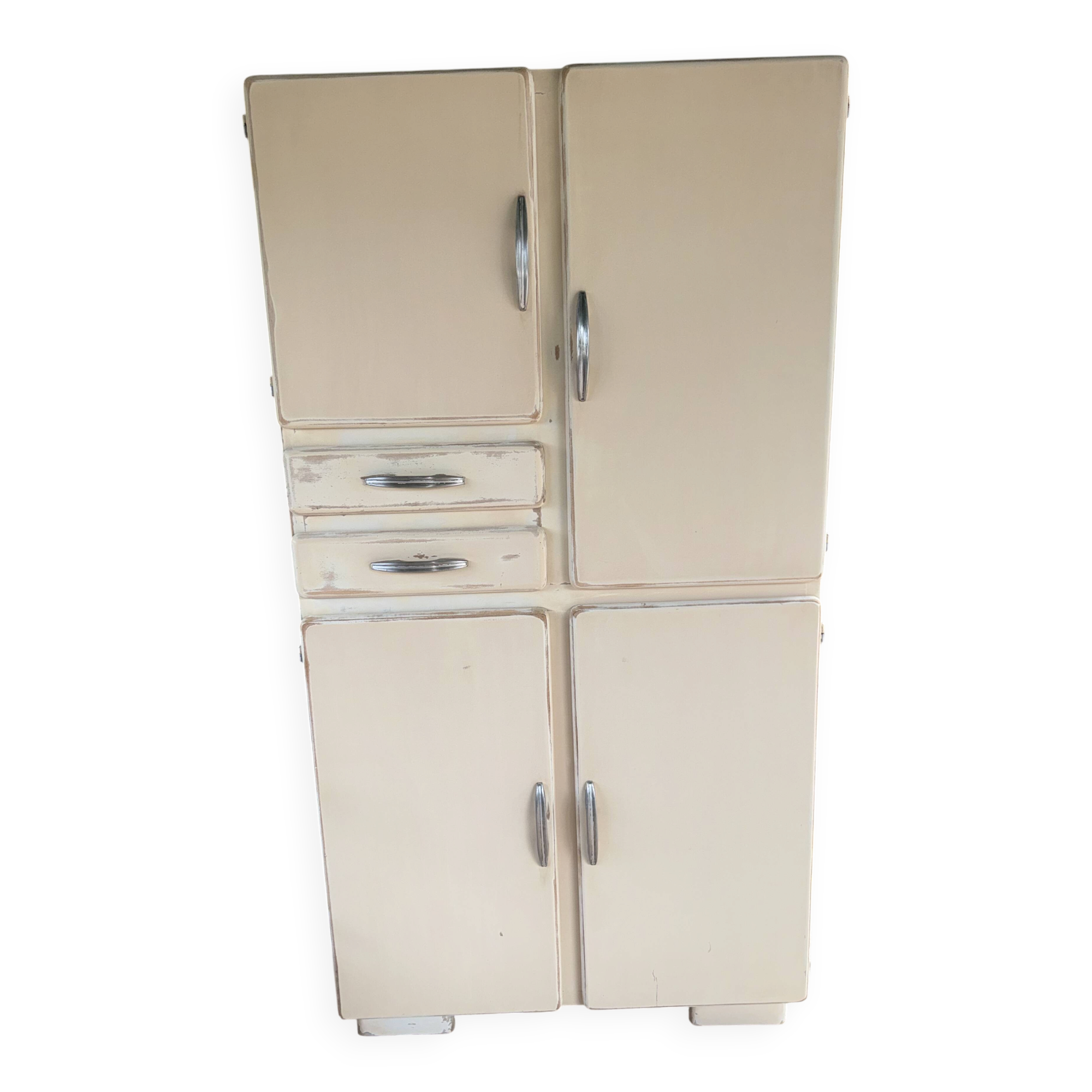 Mado wardrobe