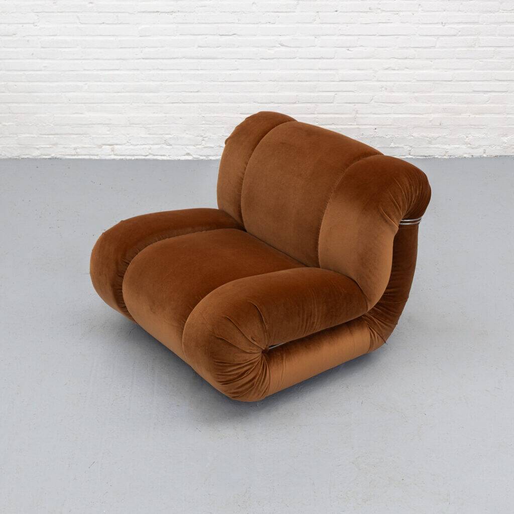 Italian Velasquez lounge chair by Mimo Padova 1970s