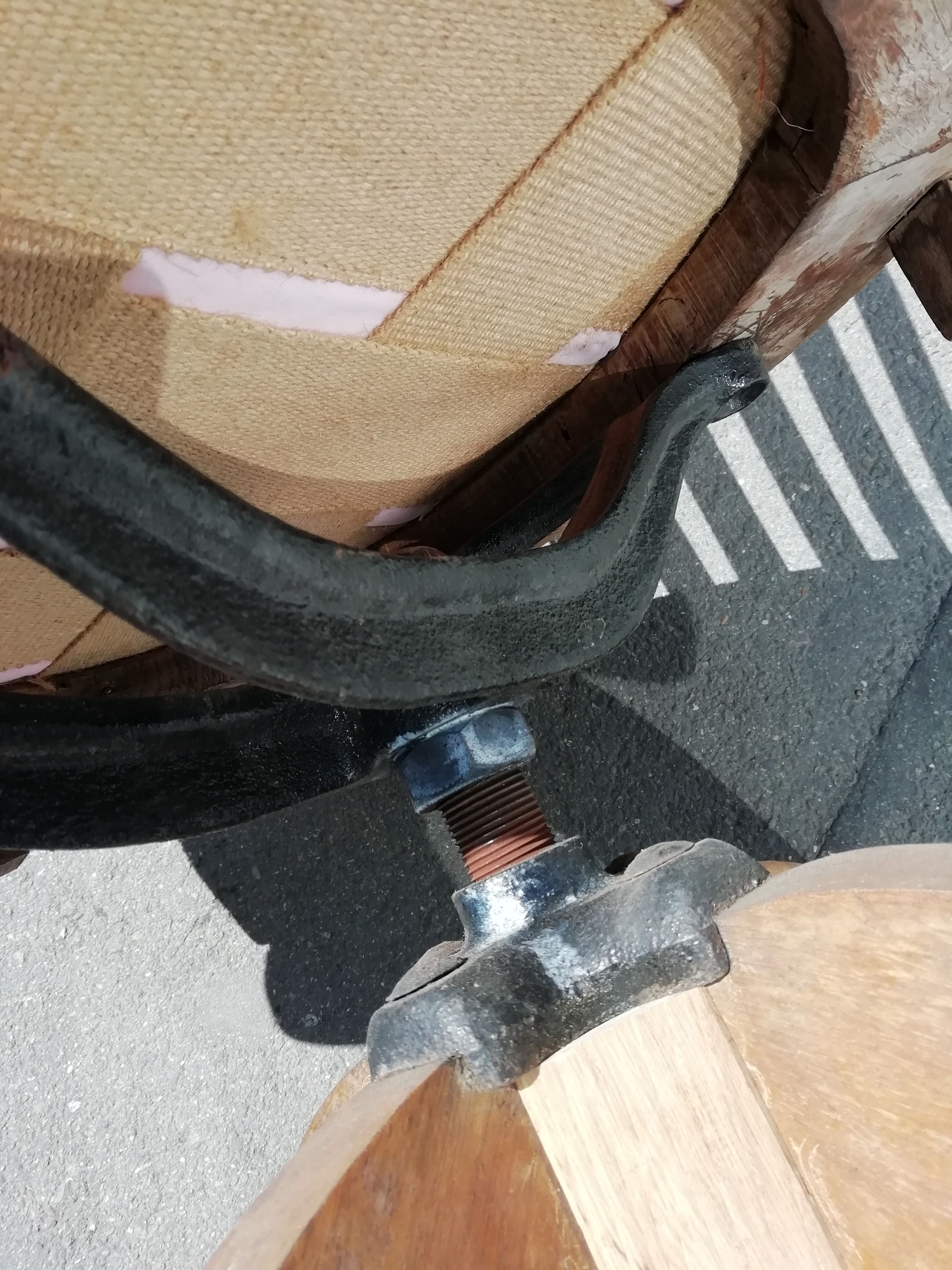 "American" office armchair