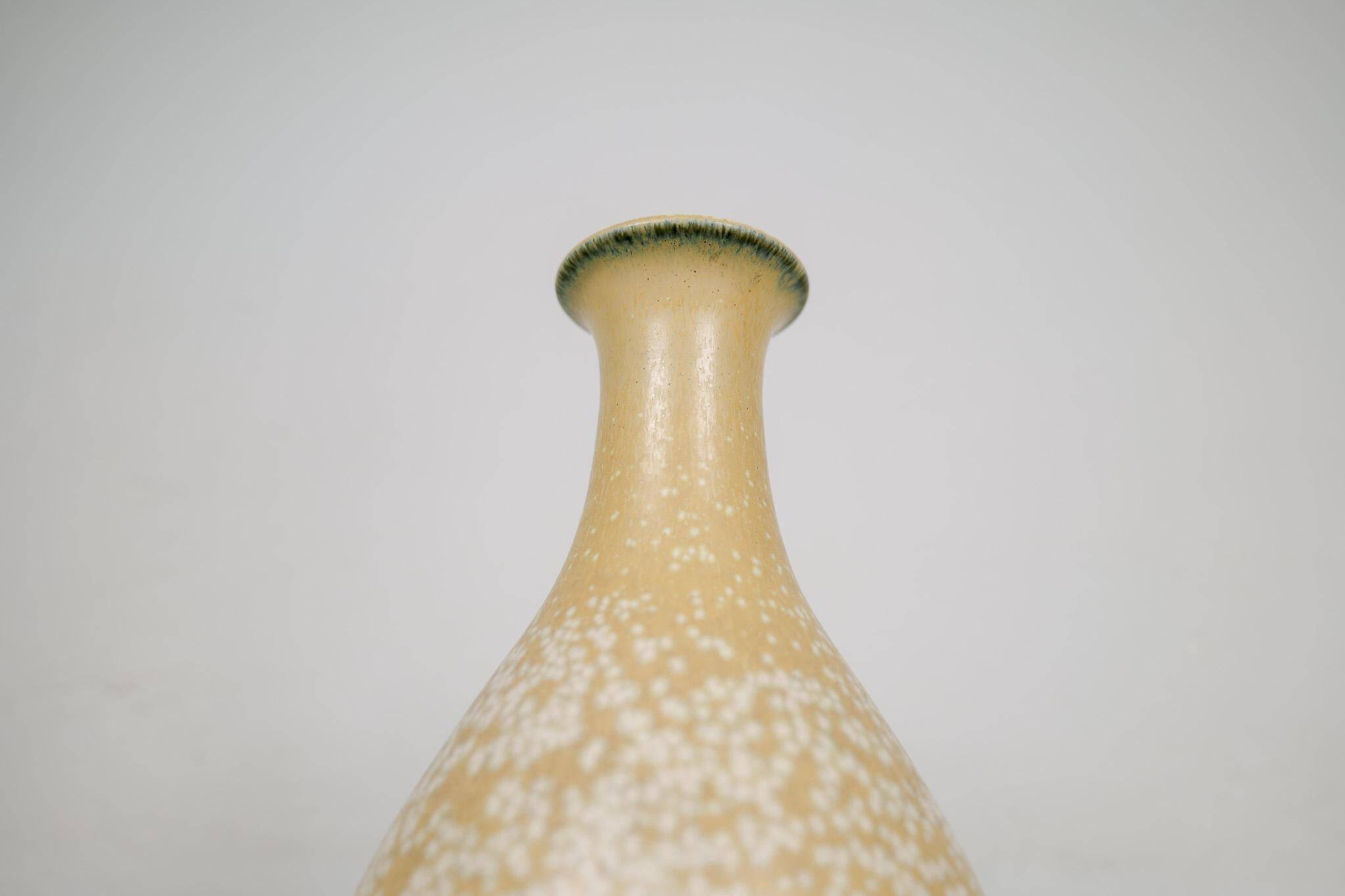 Mid-century modern sculptural vase by Rörstrand, designed by Gunnar Nylund, Sweden, 1950s.