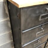 Old metal cabinet 15 valves