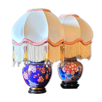 Pair of antique lamps in partitioned Asia China