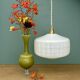 Suspension globe vintage en opaline blanche