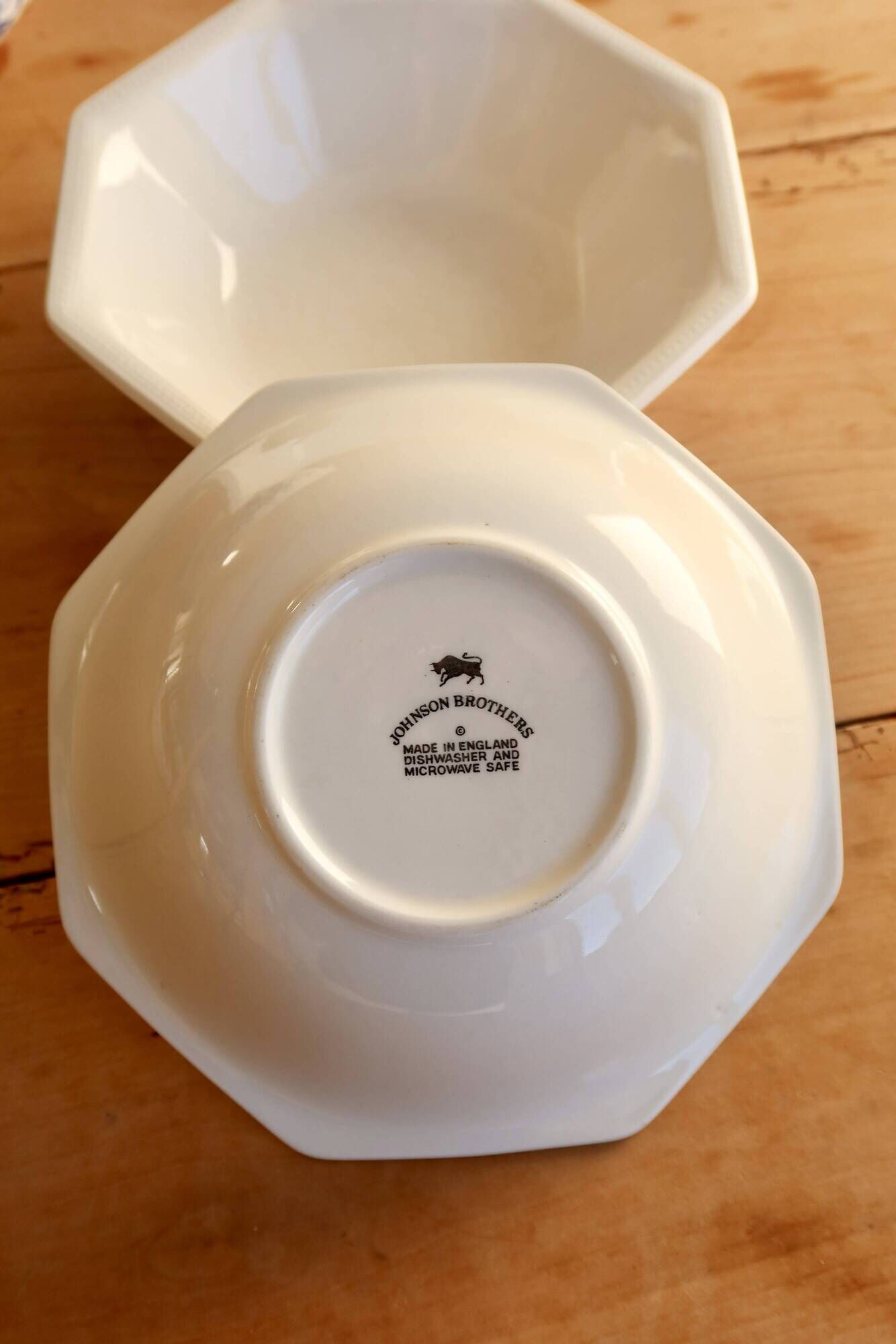 Vintage porcelain bowls English Johnson Brothers model Pearl