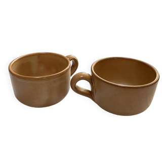 Beige stoneware mug