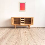 Buffet scandinave Johannes Andersen modèle 240 en chêne, Danemark