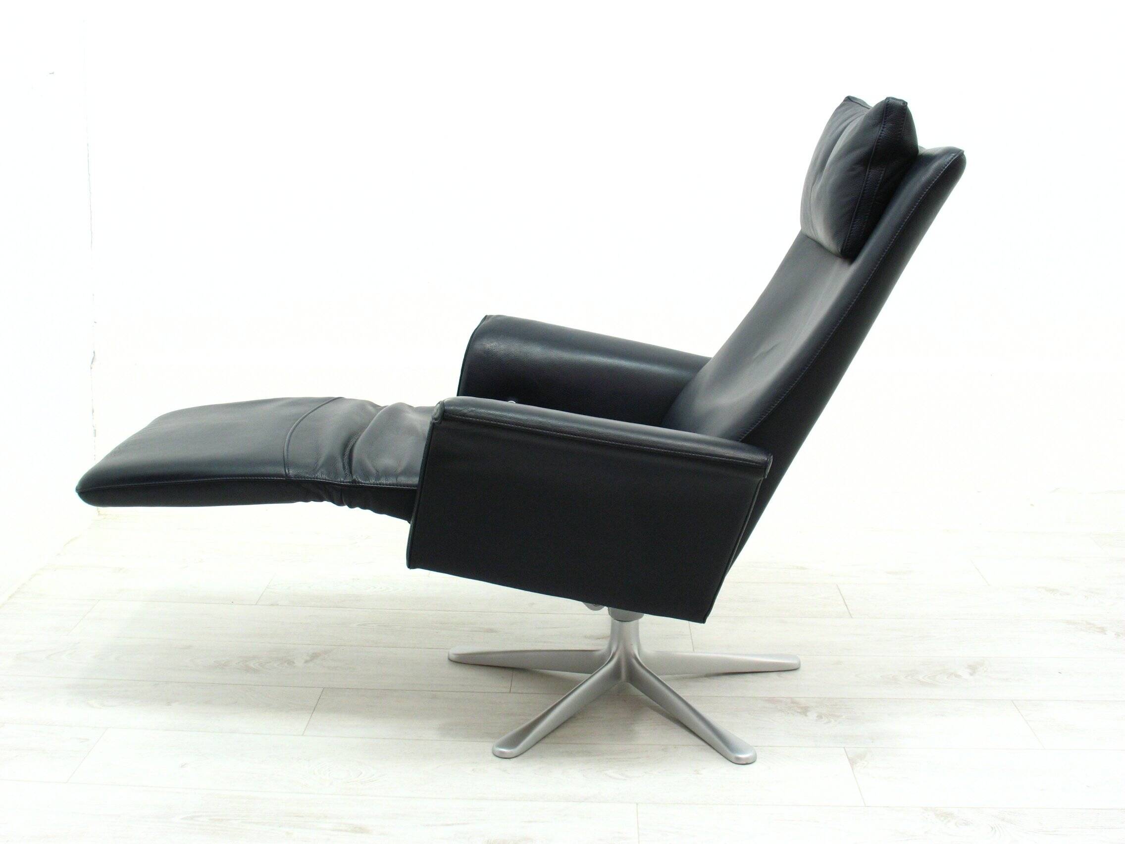 Fsm model filou armchair, 1990s