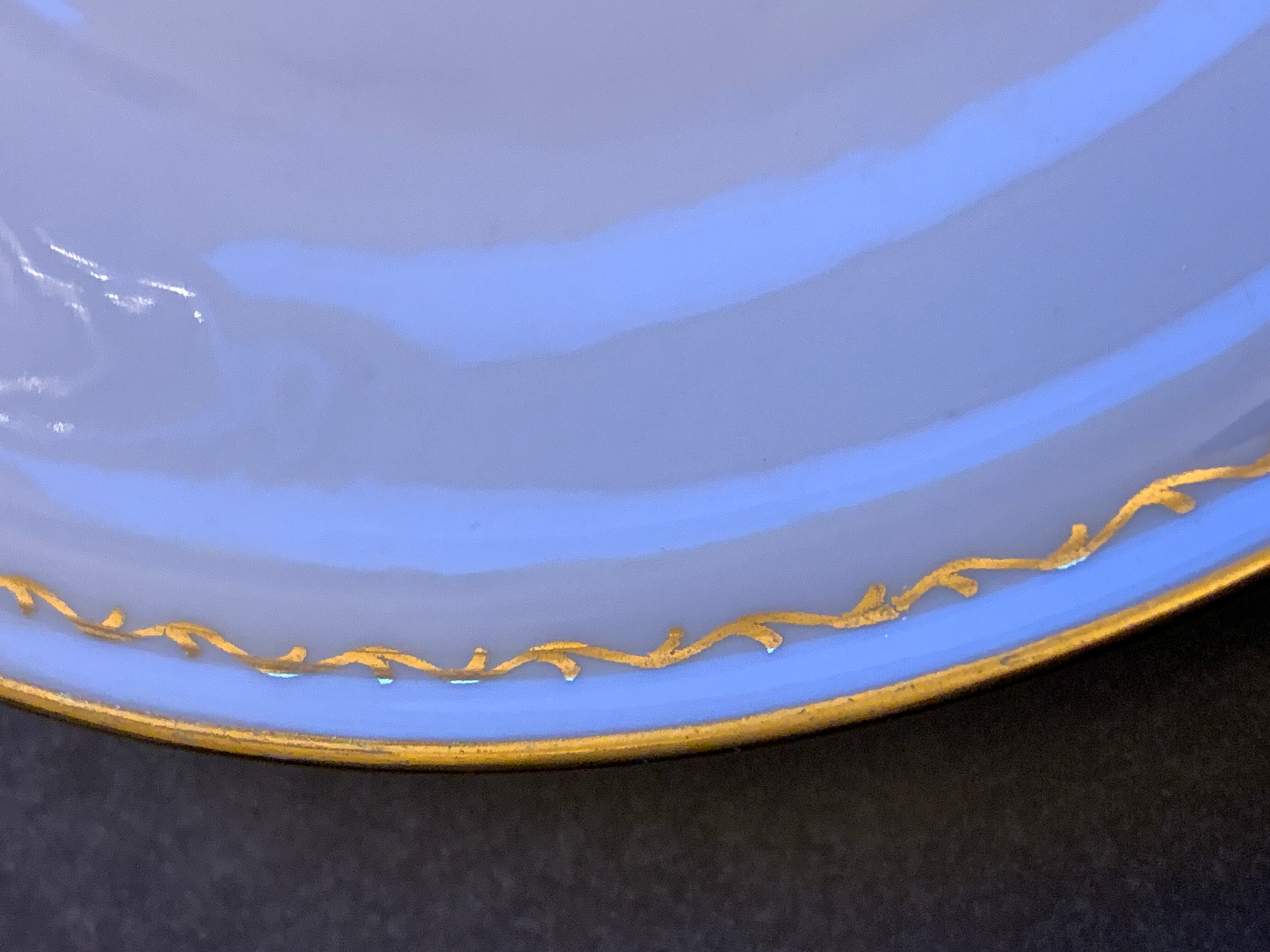 12 flat porcelain plates from Chartres sur Cher, Tiffonnet et Cie