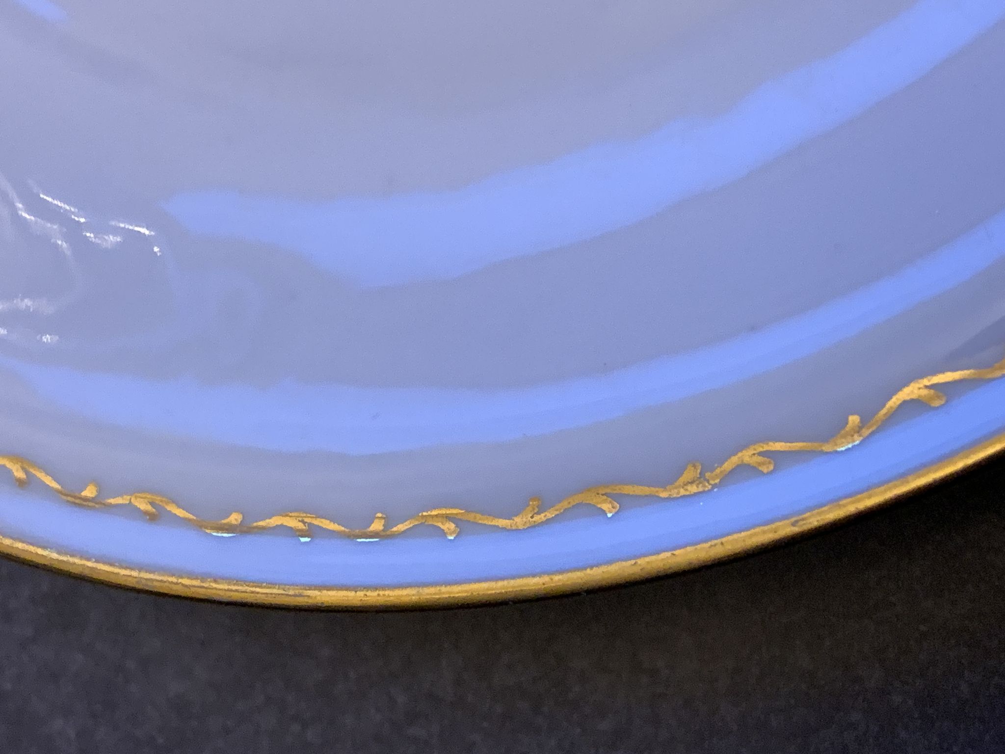 12 assiettes plates en porcelaine de Chartres sur Cher, Tiffonnet et Cie