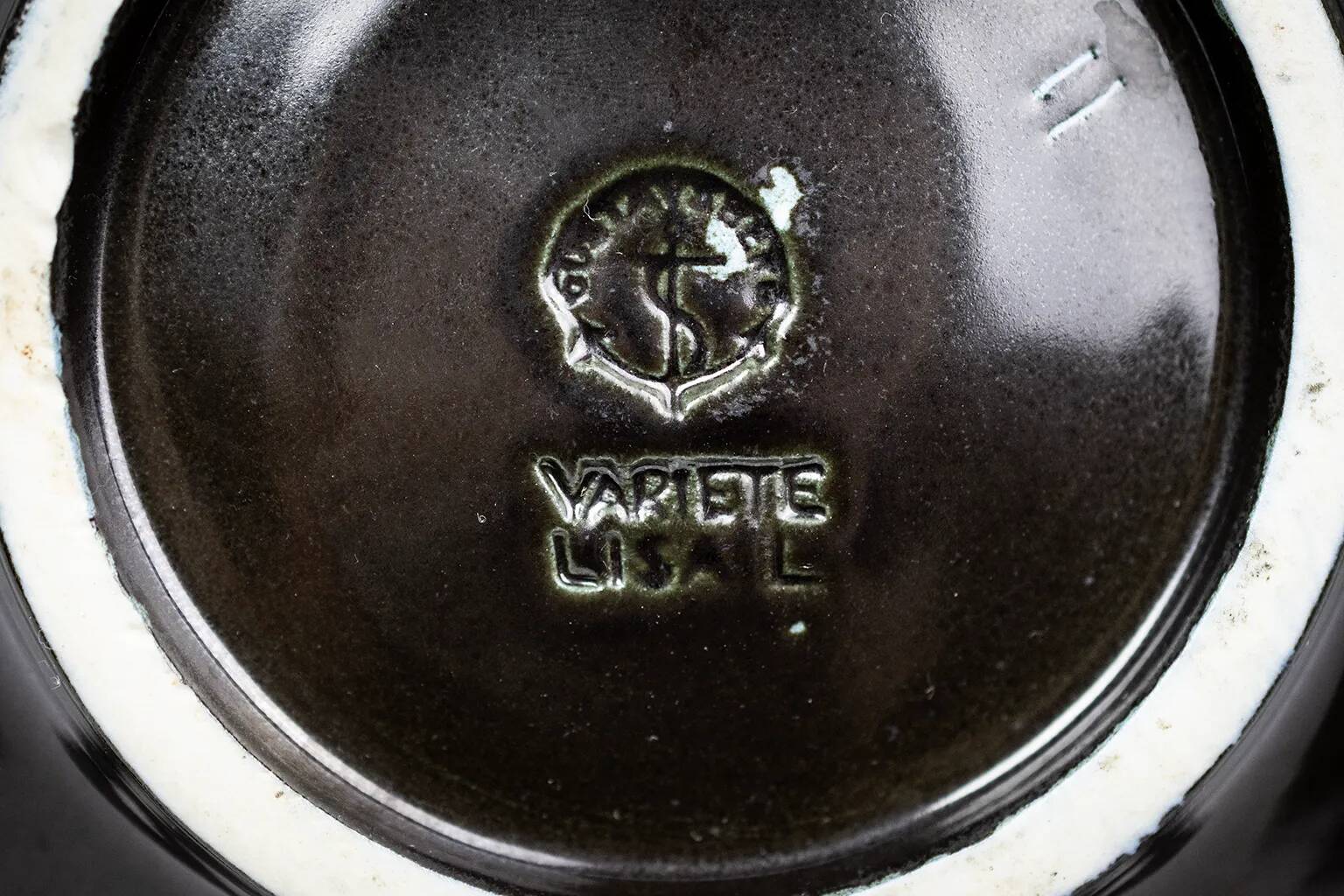 Lisa Larson – Glazed plate "Variety" for Gustavsberg, Sweden, 1956