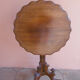 Table gueridon avec plateau abattant