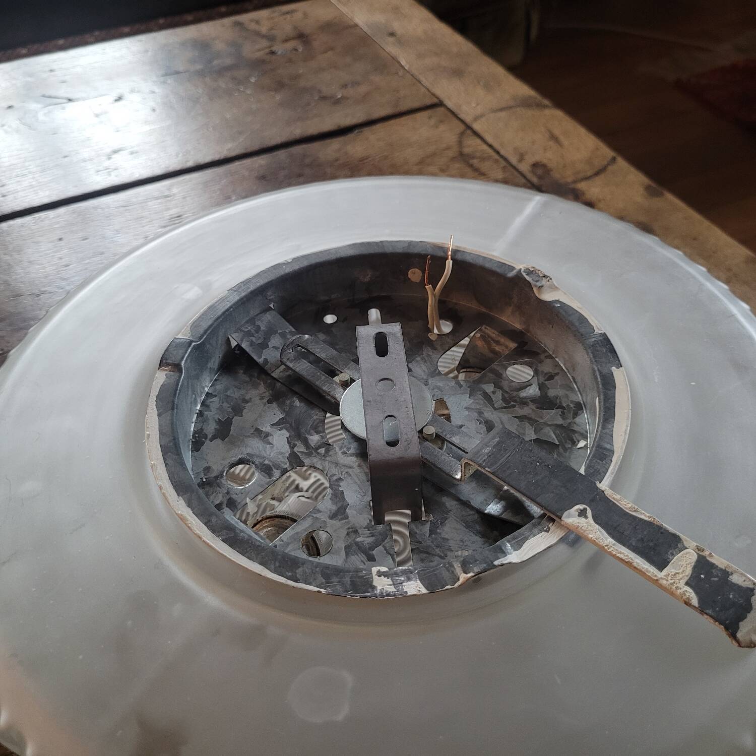 Art Deco frosted glass ceiling light 40s-50s