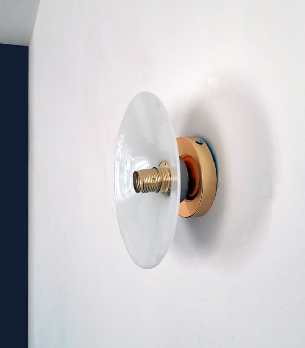 Opaline wall lamp