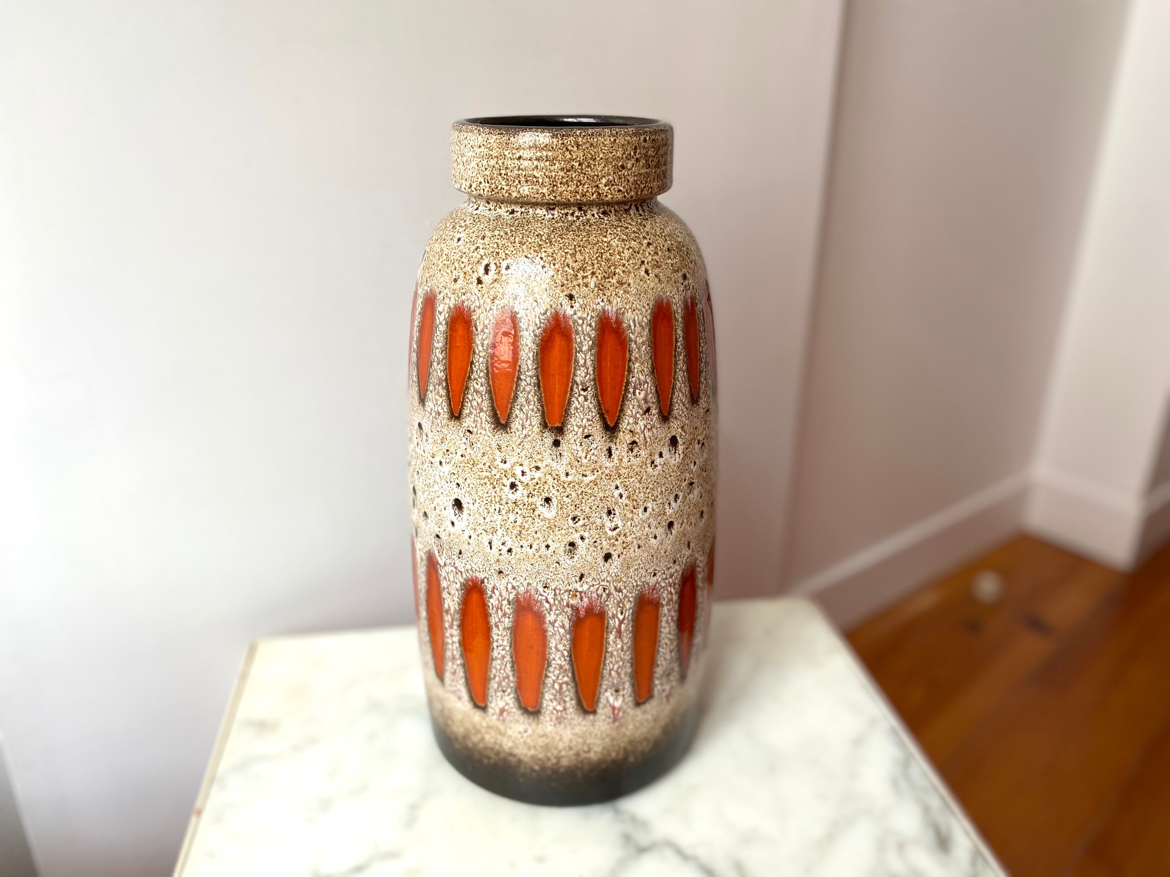 Ceramic vase fatlava scheurich W-Germany 1970 vintage