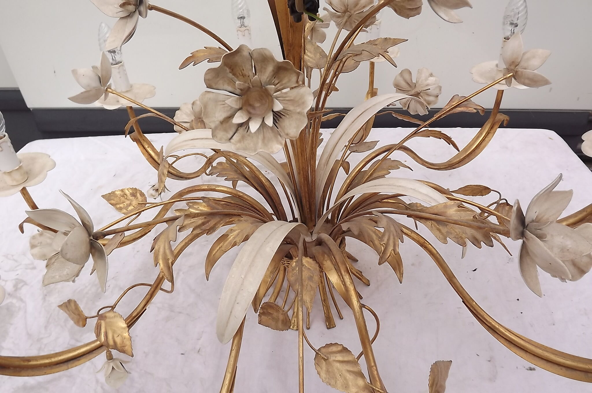 Lustre vintage des années 60 métal doré