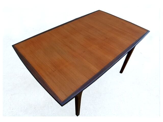 Table de repas design scandinave teck vintage 1960