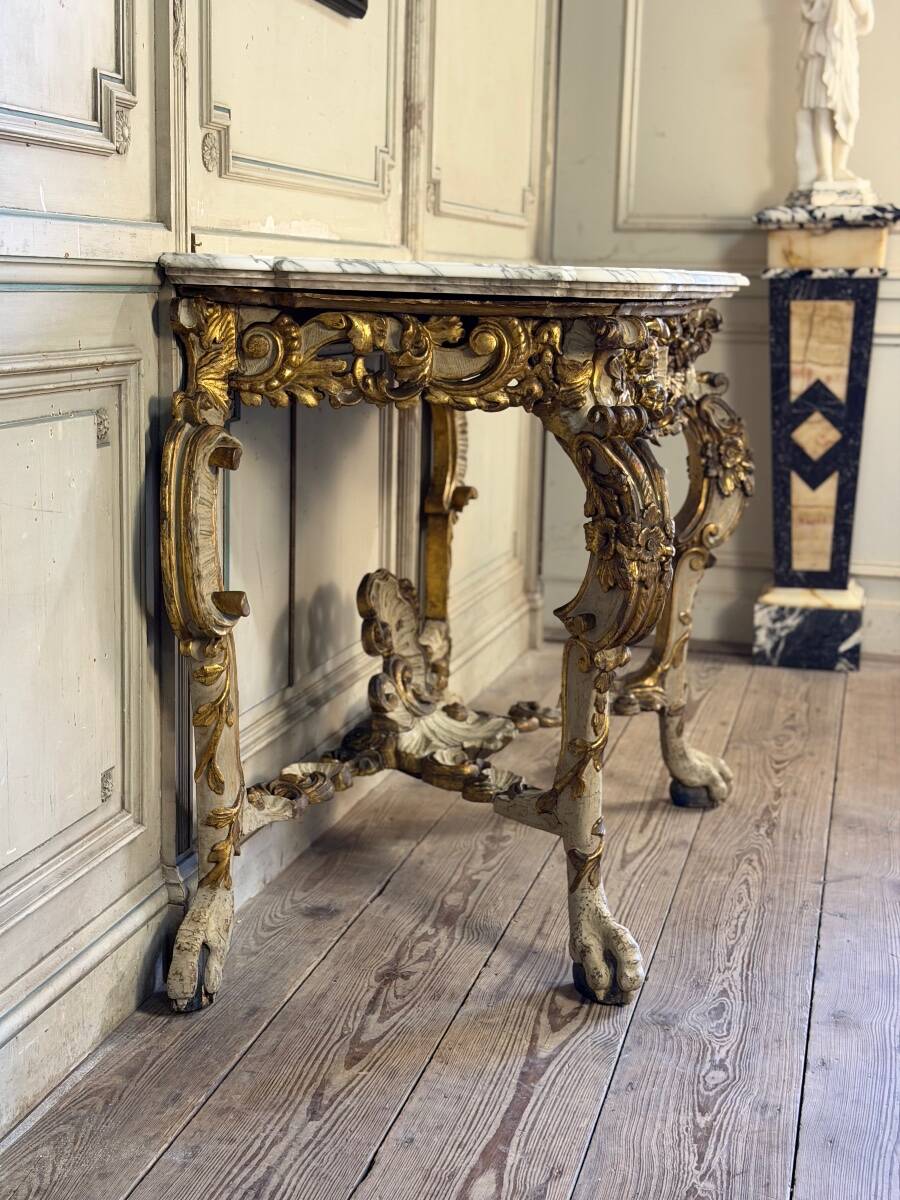 Painted and gilded wooden console, Italy, 18th century.