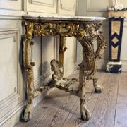 Console en bois peint et doré, Italie, XVIIIème siècle
