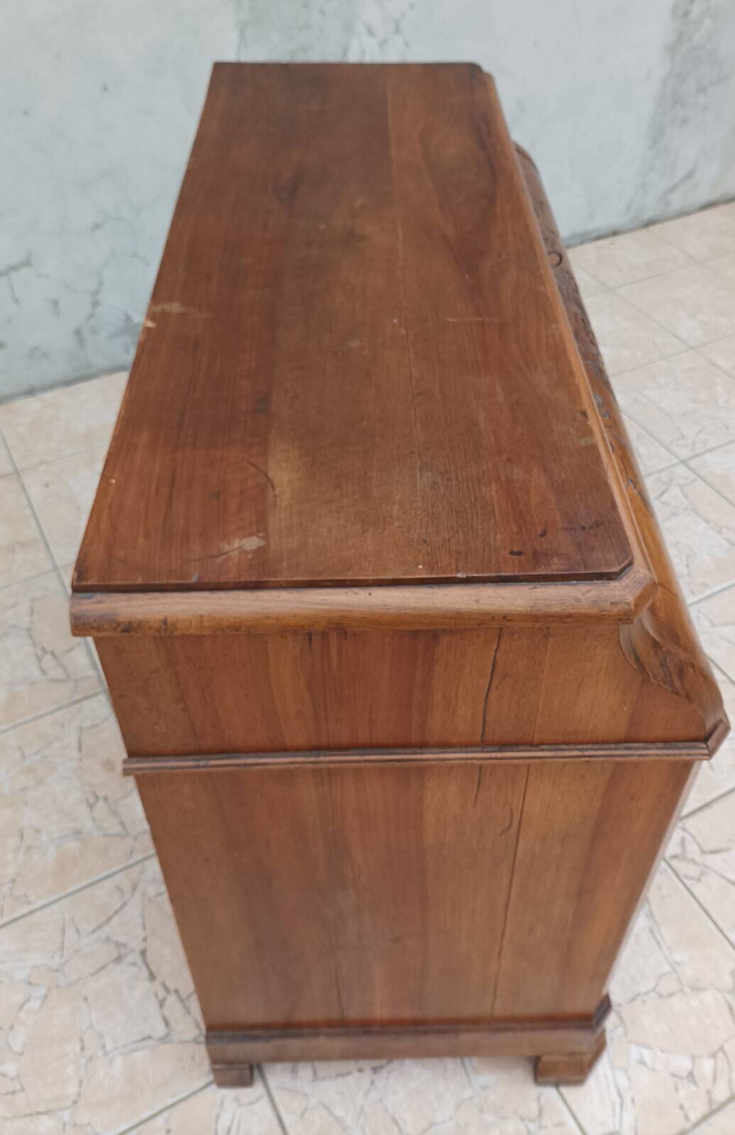 Louis Philippe walnut chest of drawers