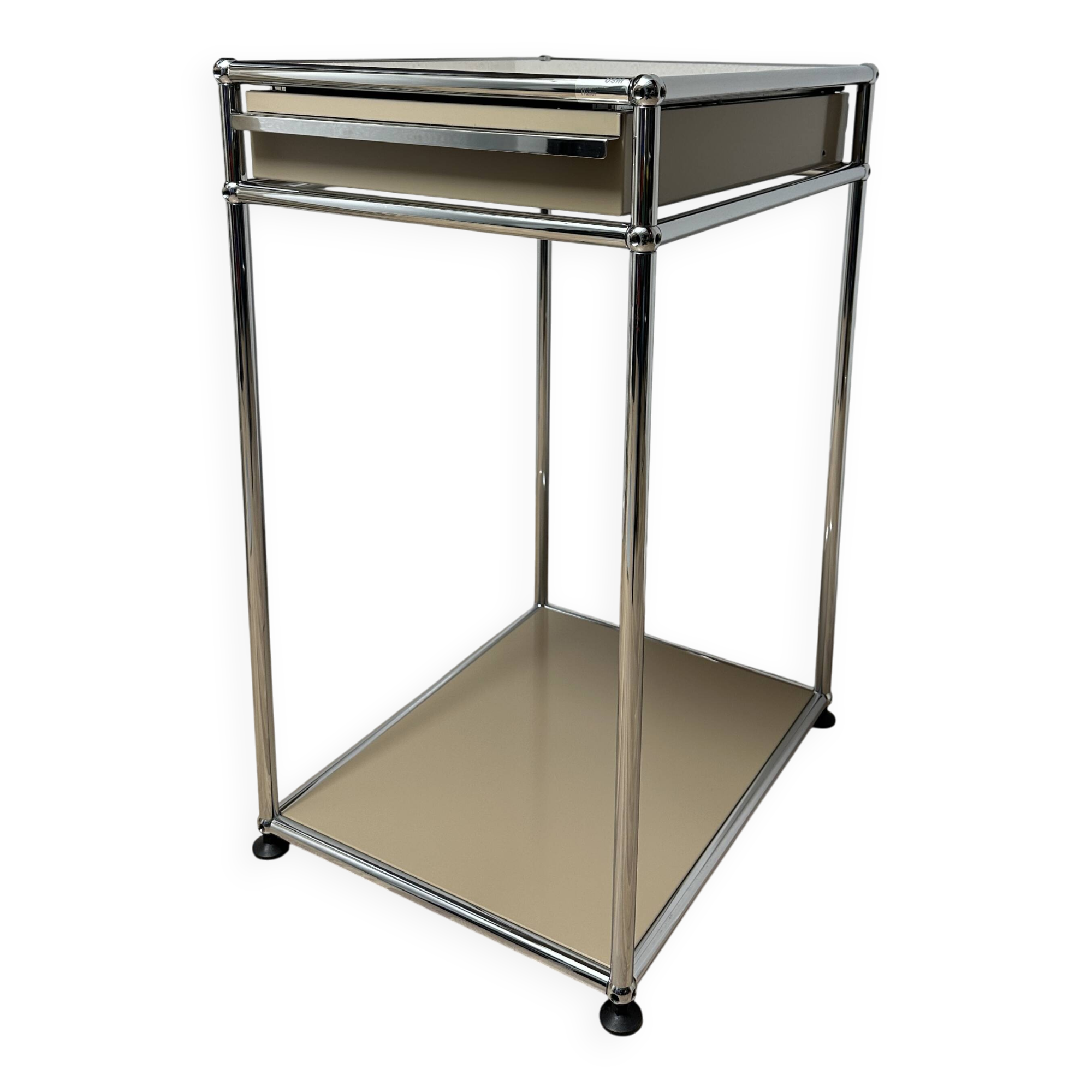 USM Haller side table in Beige