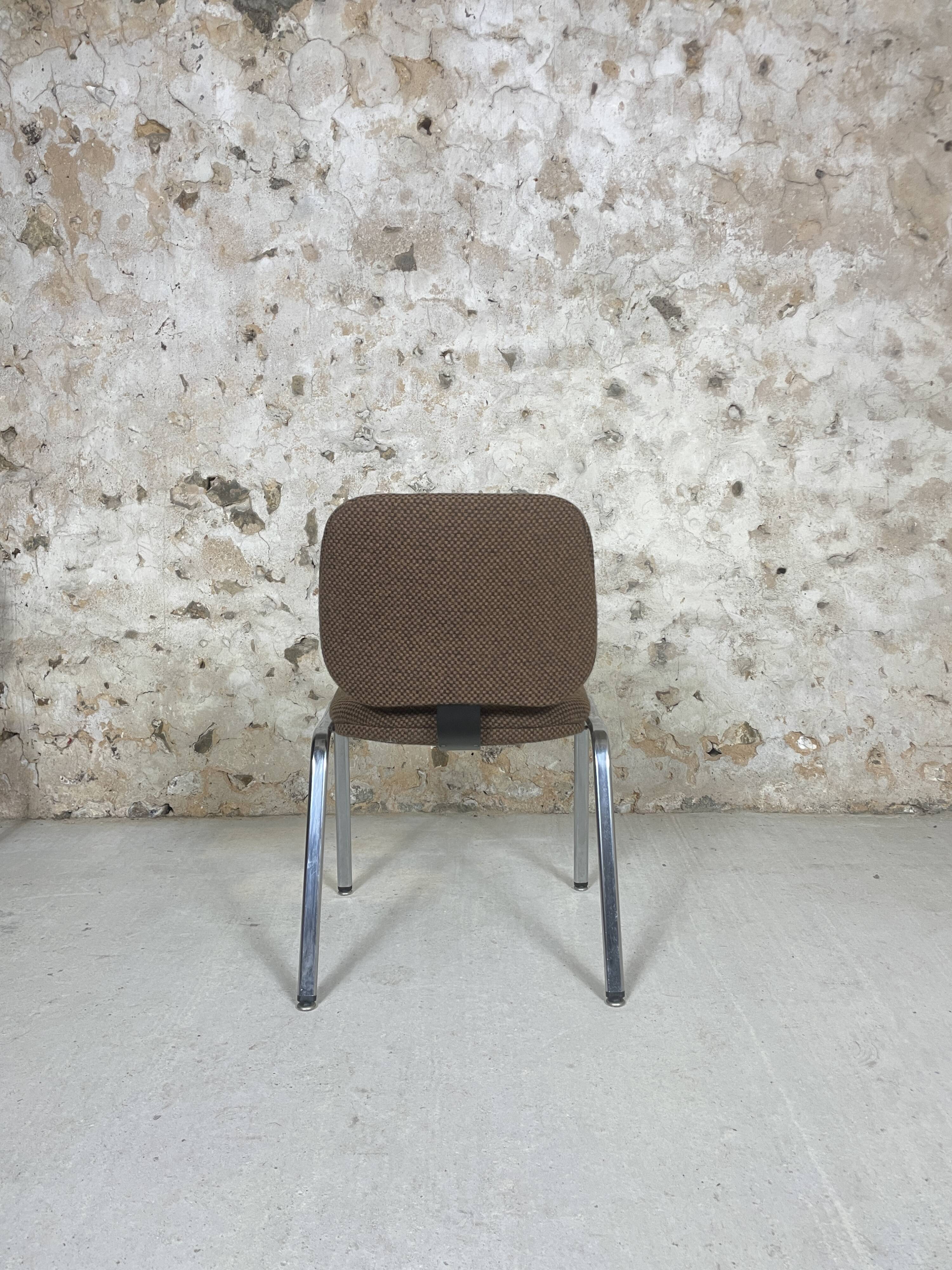 Conference chairs 70