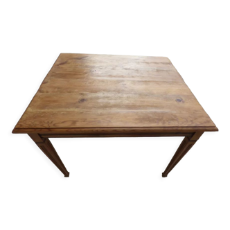 Old solid wood table in English style Goes everywhere