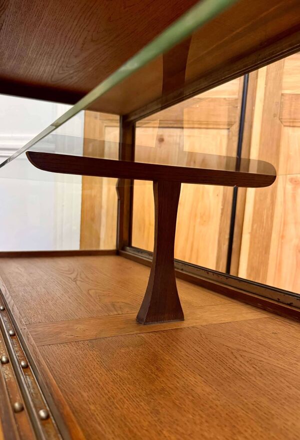 Ancienne vitrine de commerce