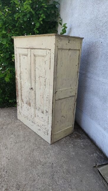 Patinated Parisian wardrobe