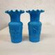 Paire de vases en opaline bleu