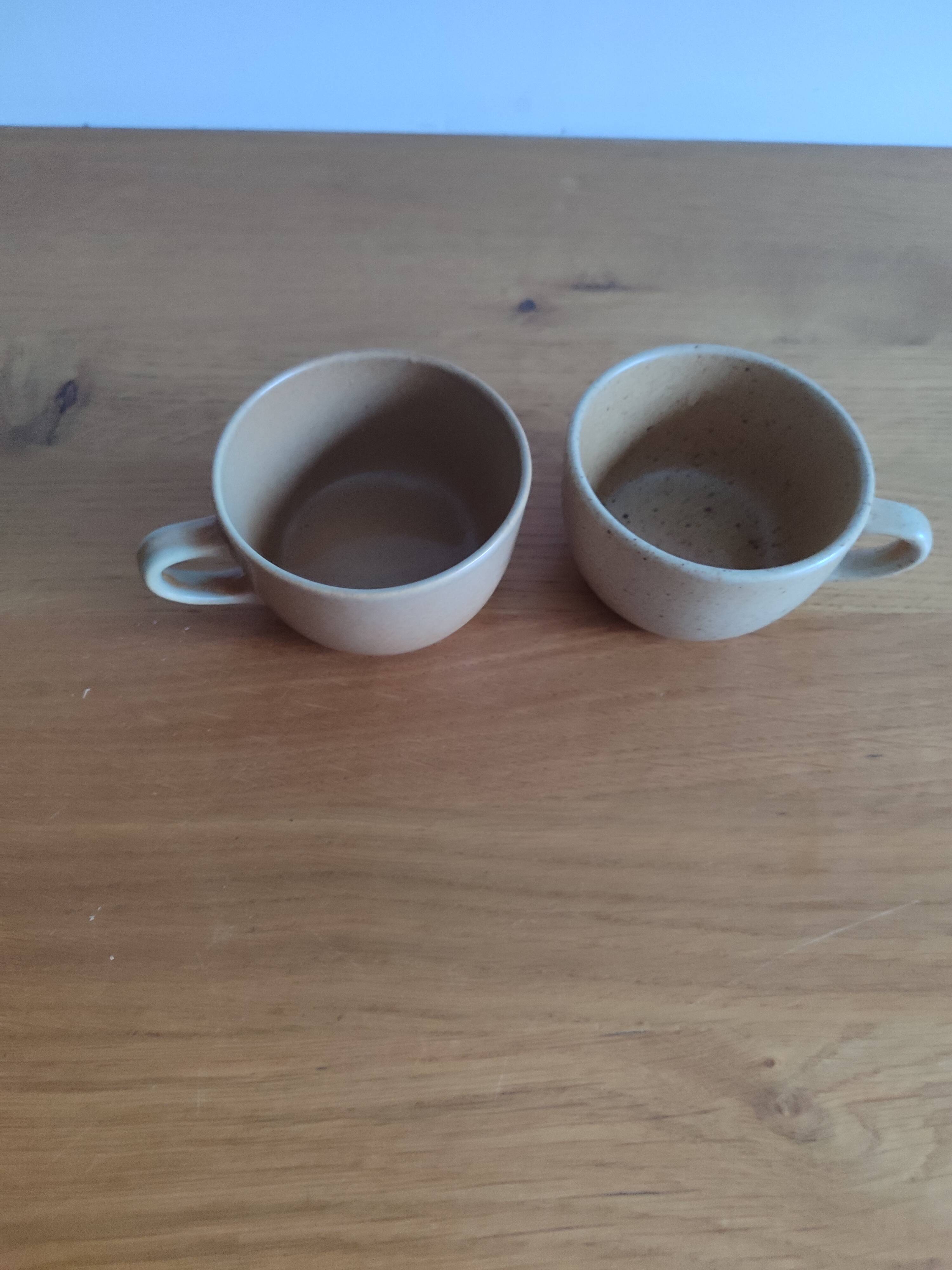 Duo of mugs