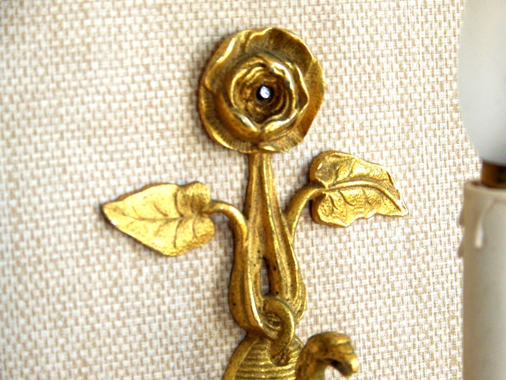 Simple wall sconce in classic Empire style made of vintage French cast brass 4316.