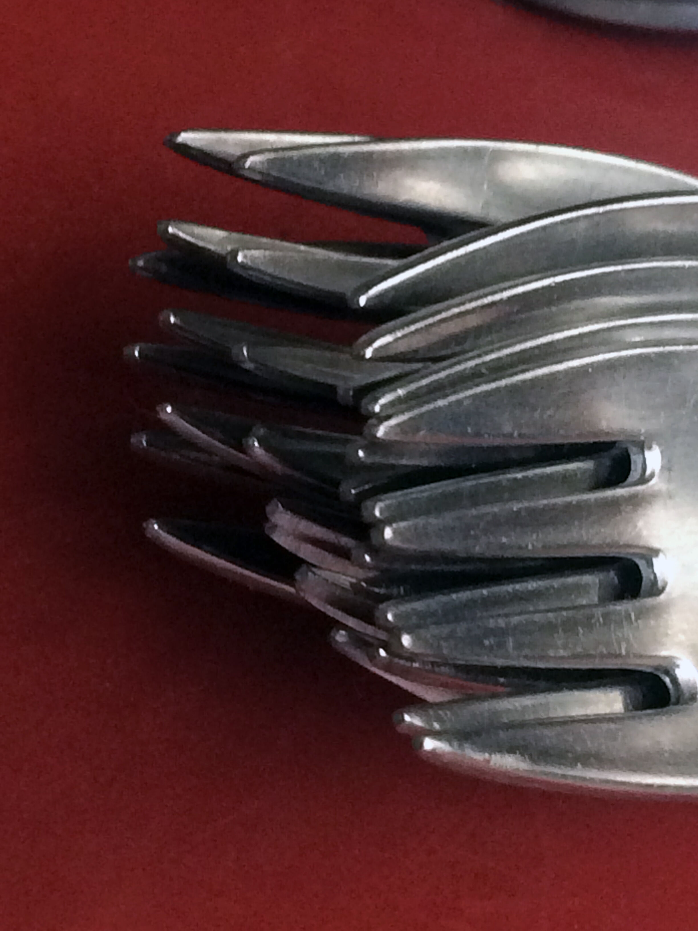 Guy Degrenne stainless steel cutlery set - 41 pieces