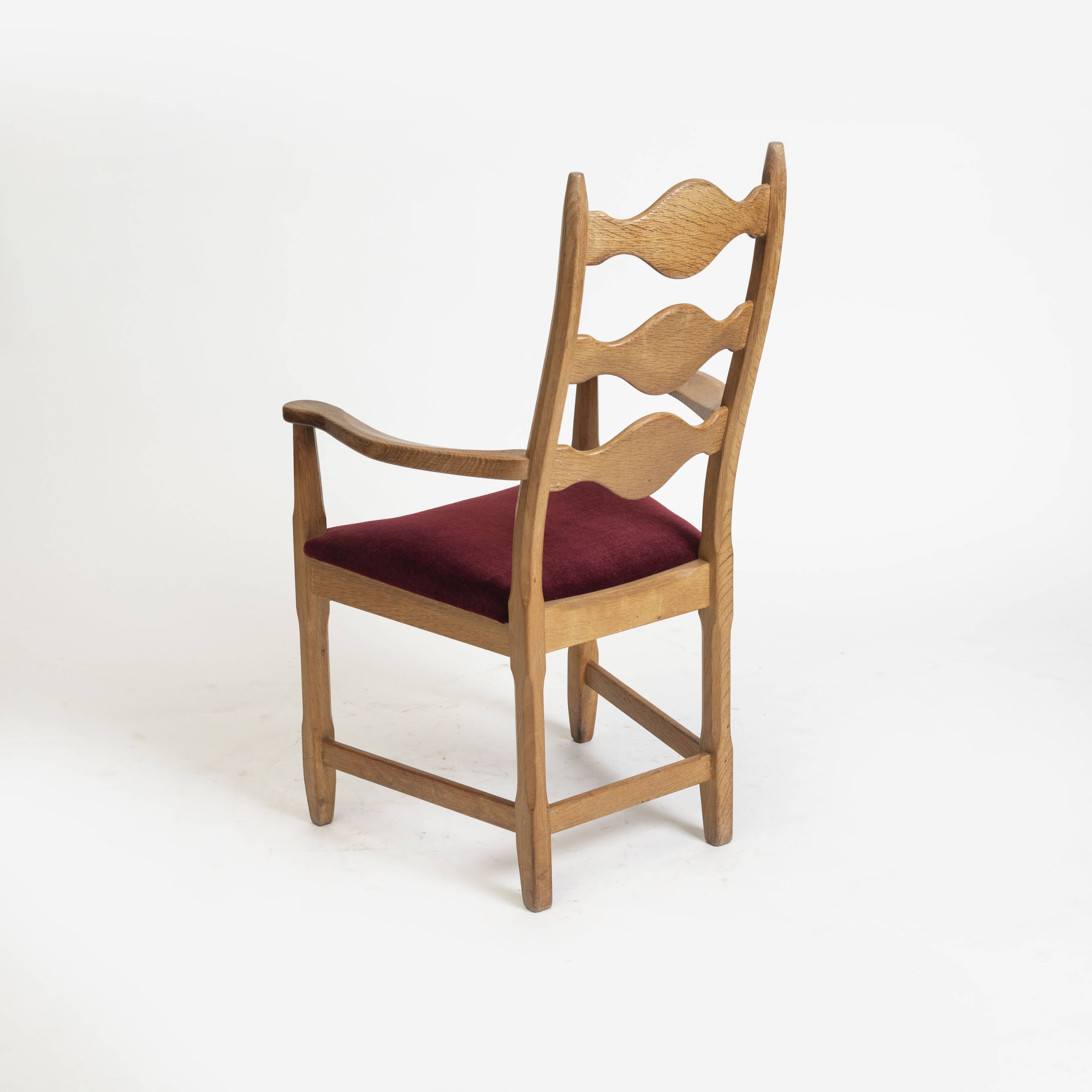 Fauteuil Razorblade, velours bordeaux, chêne, par H. Kjærnulf, Danemark, années 1960.