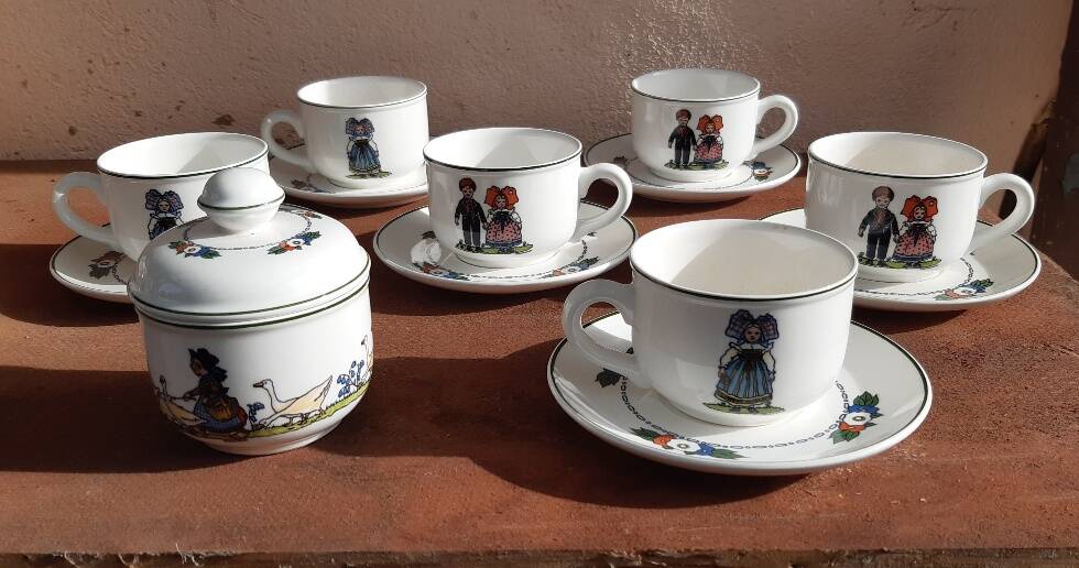 Coffee service Villeroy & Boch model "Hansi d’Alsace"