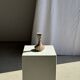 Petit vase soliflore blanc à décor floral et animalier orange H14 L9