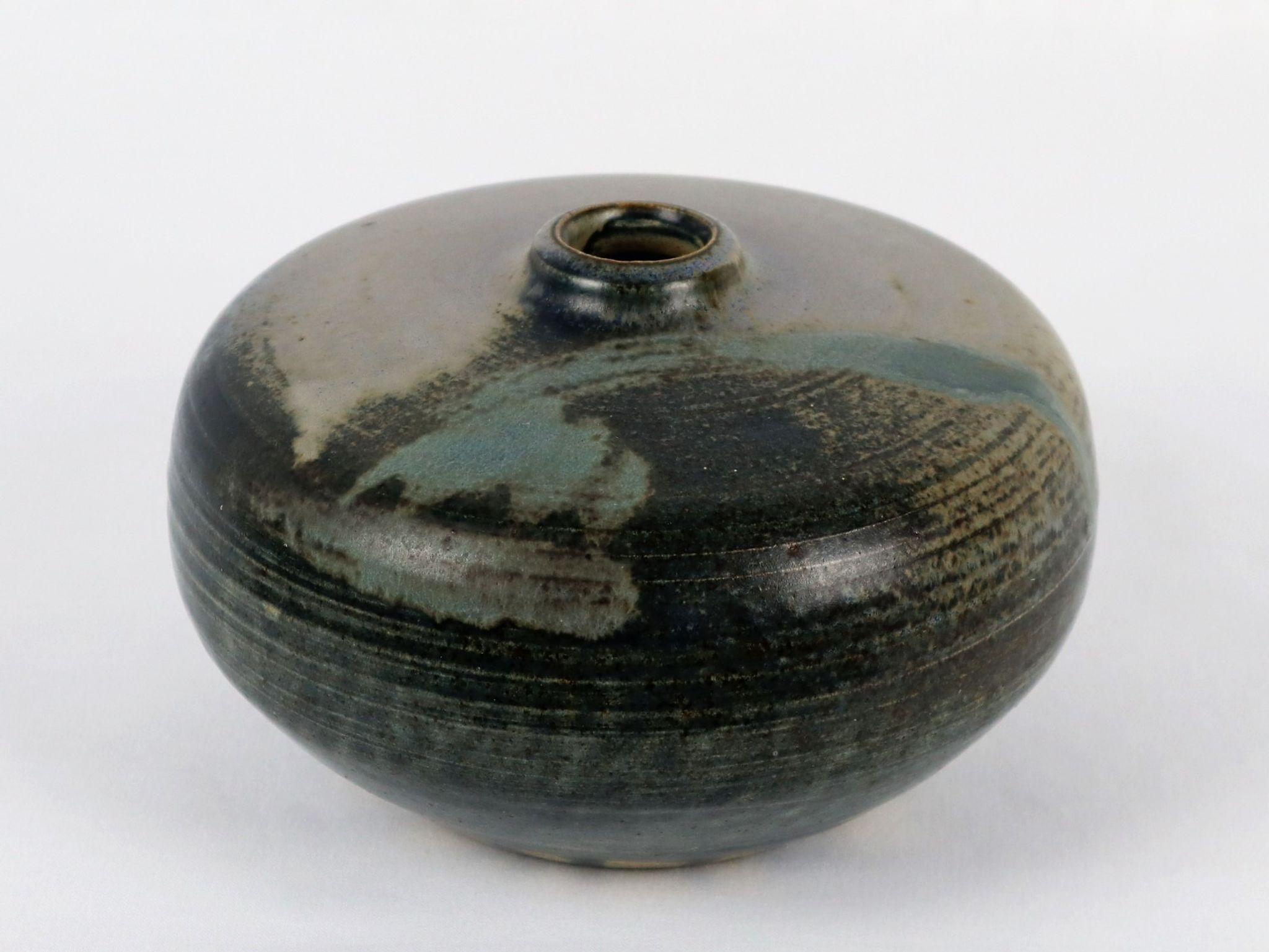 Basil vase in sandstone 1980