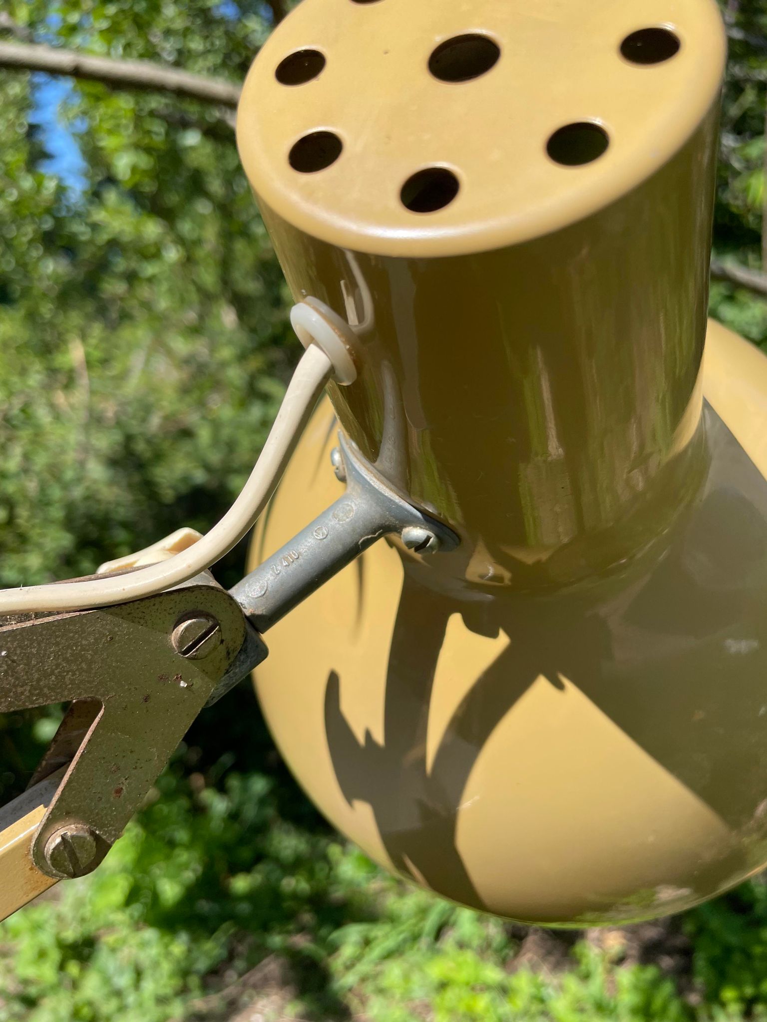 Architect lamp Wechselstrom beige sand color Made GDR (Germany)model large arm 70s.