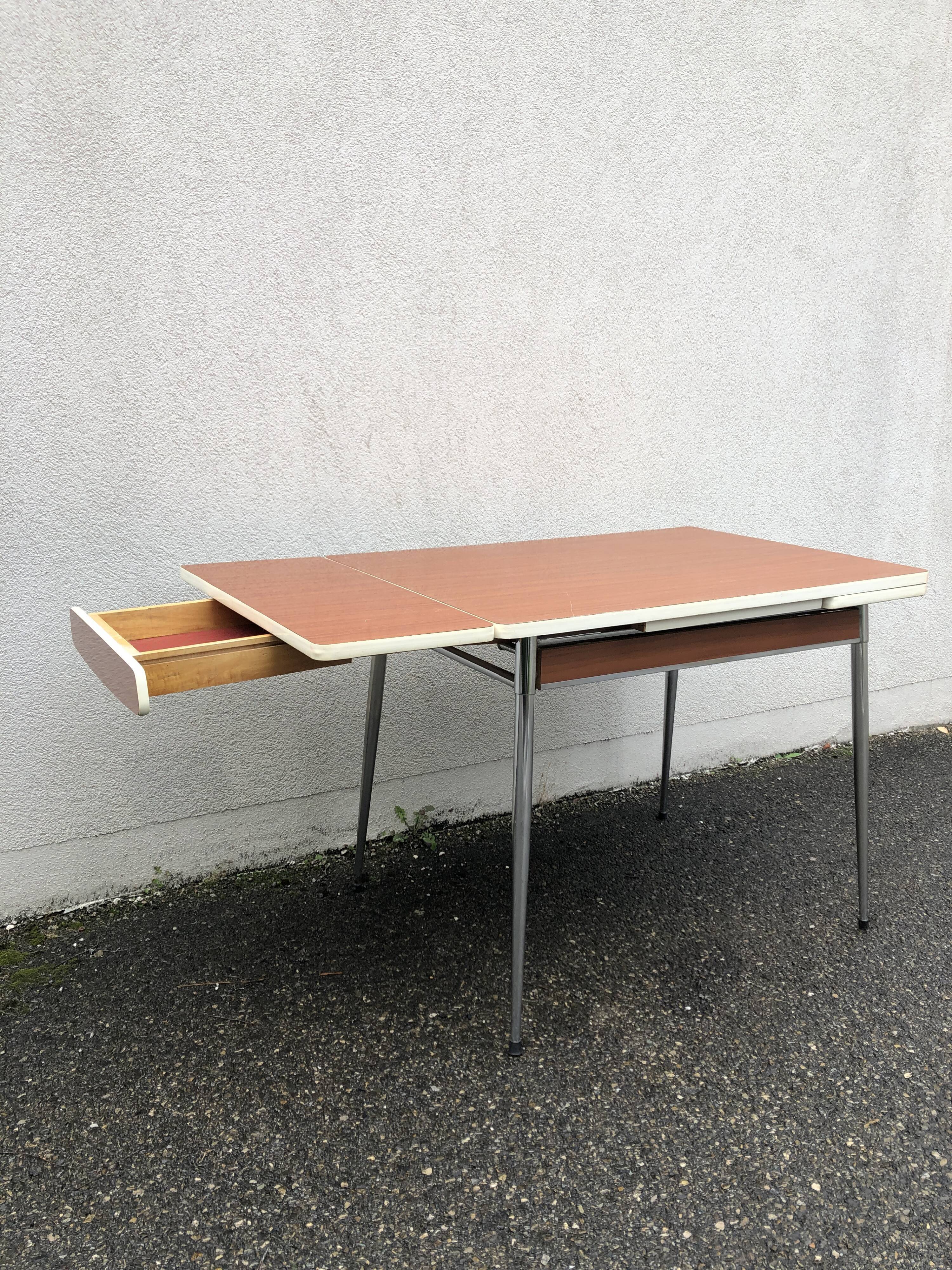 Formica table