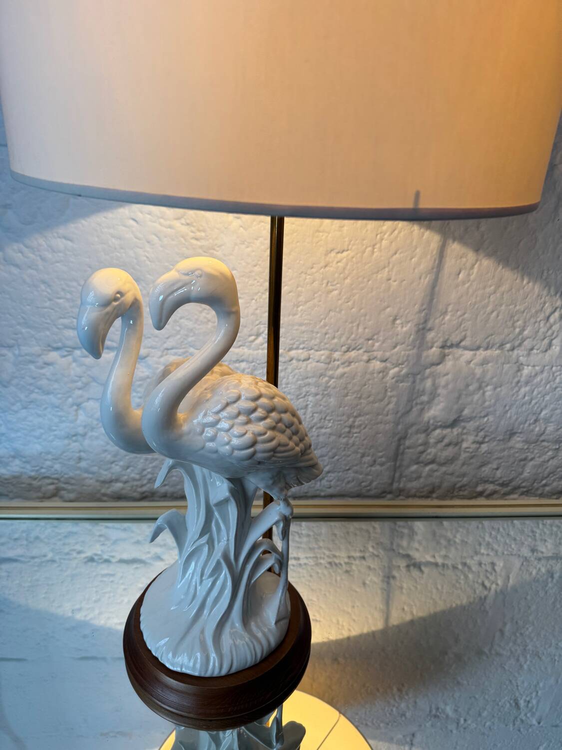 Porcelain lamp with pink flamingos from the 1980s.