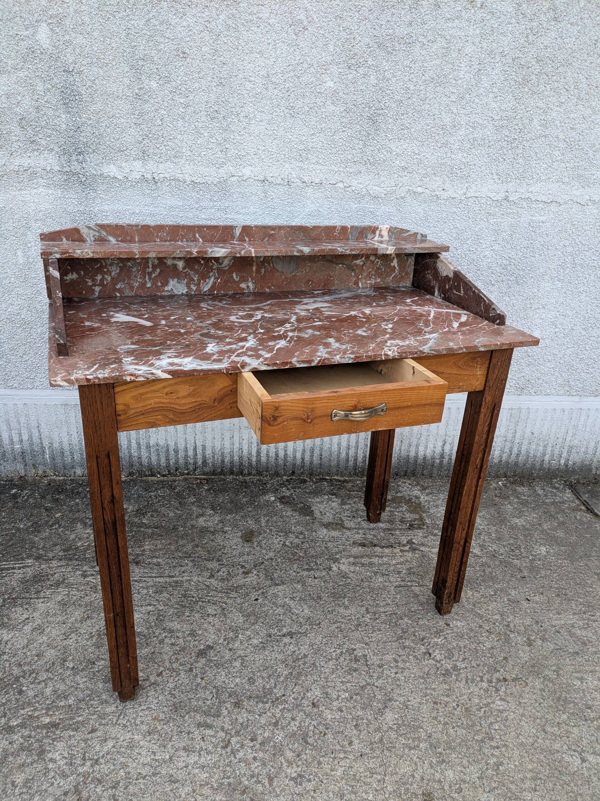 Dressing table, dressing table, desk