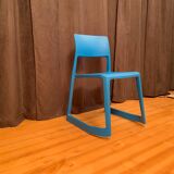 Chaise Tip Ton, conçue par Edward Barber, Jay Osgerby, Vitra